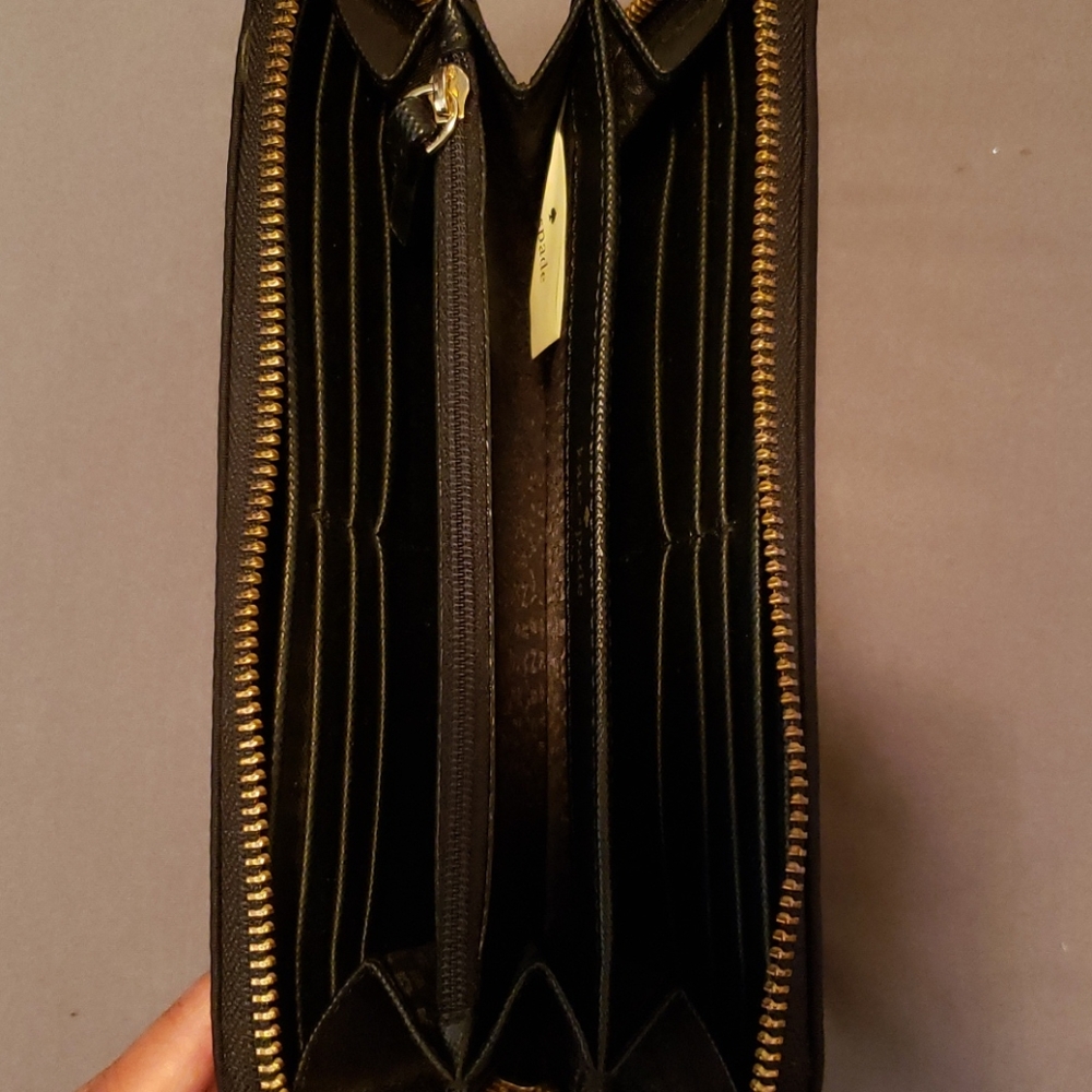 Kate Spade wallet - Picture 3 of 3
